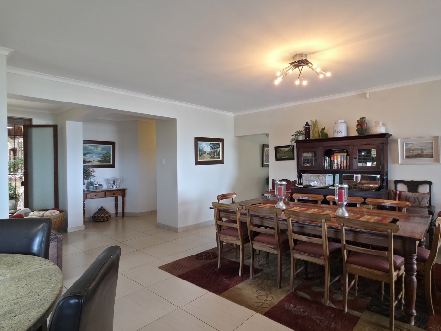 6 Bedroom Property for Sale in Jeffreys Bay Central Eastern Cape